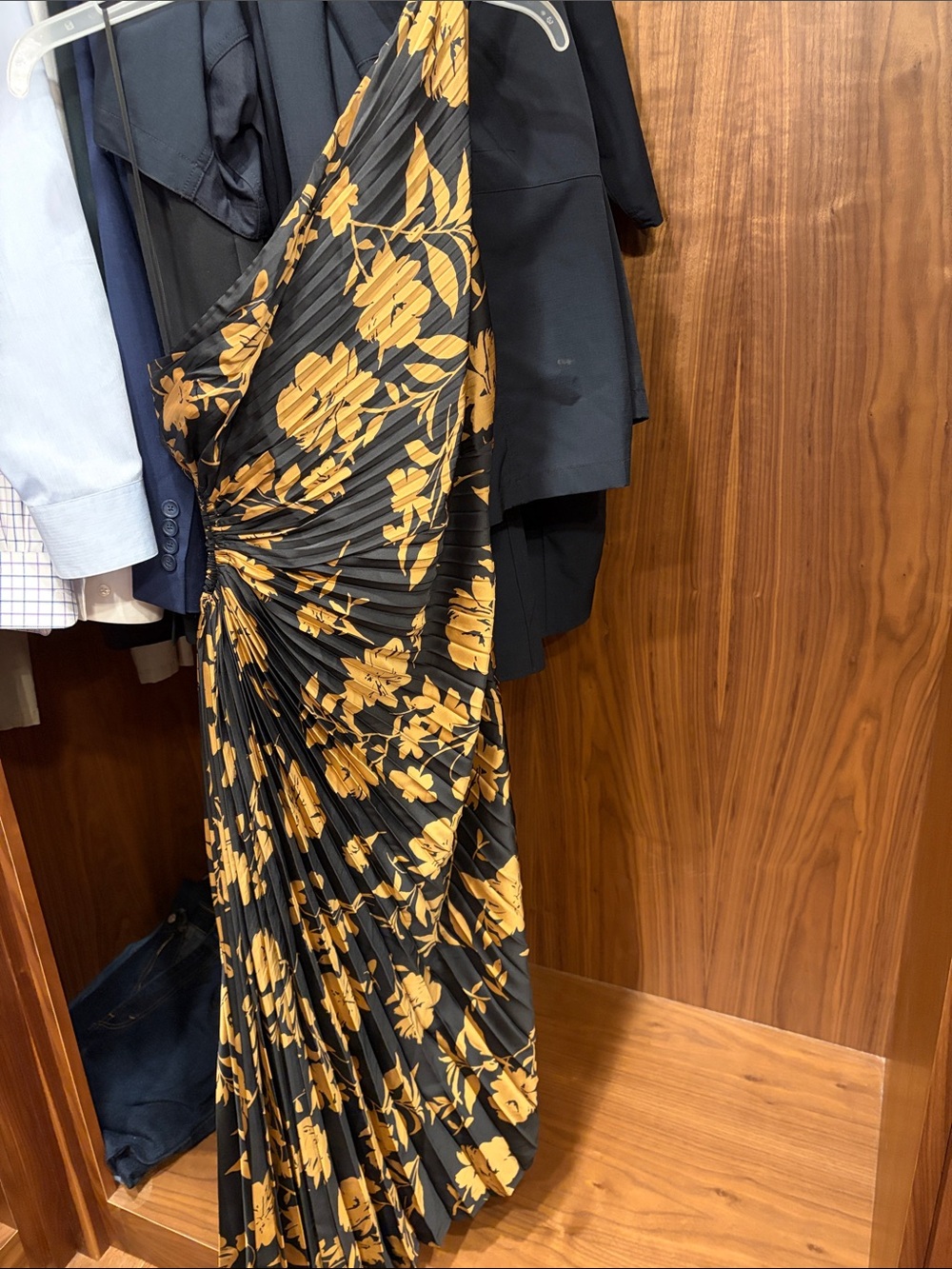 Vici Collection Black & Mustard Floral Pleated One-Shoulder Dress